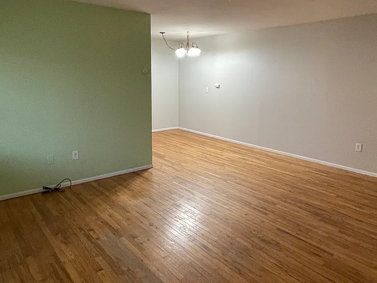 55 Gill Ln #25 — Photo 8