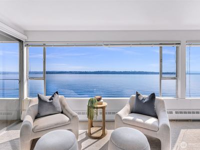 1600 43rd Avenue E #206, Seattle, WA, 98112