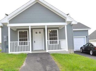 30 Village Cir, Augusta, ME 04330