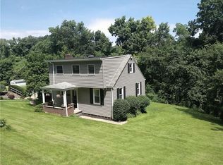 920 Missionary Dr, Pittsburgh, PA 15236