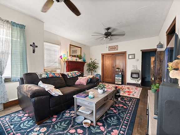 4th image of 208 Eversole St