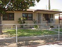 1st image of 209 E Park St