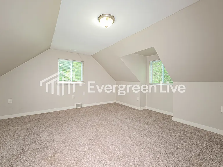 3788 Meadowbrook Rd — Photo 10