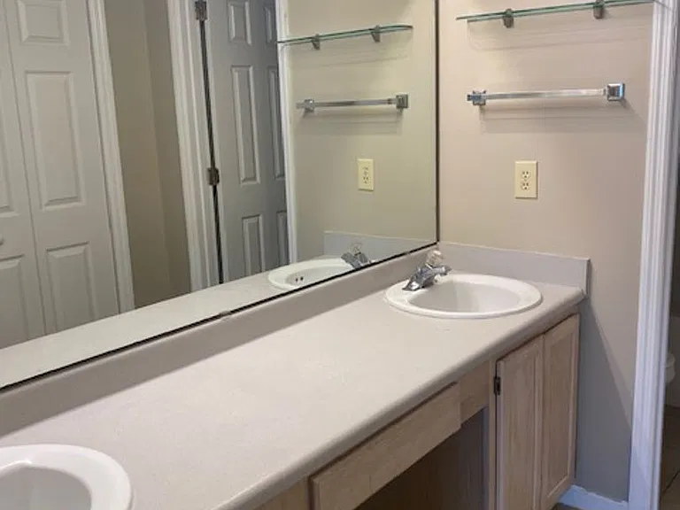 4914 Pin Oak Dr — Photo 7