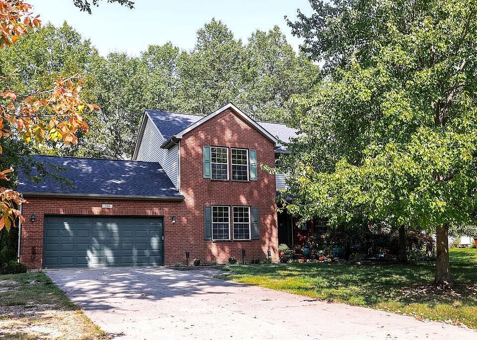 1st image of 390 Bristol Dr