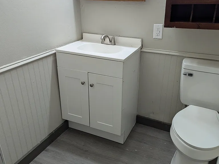 Park Station Apartments — Photo 18