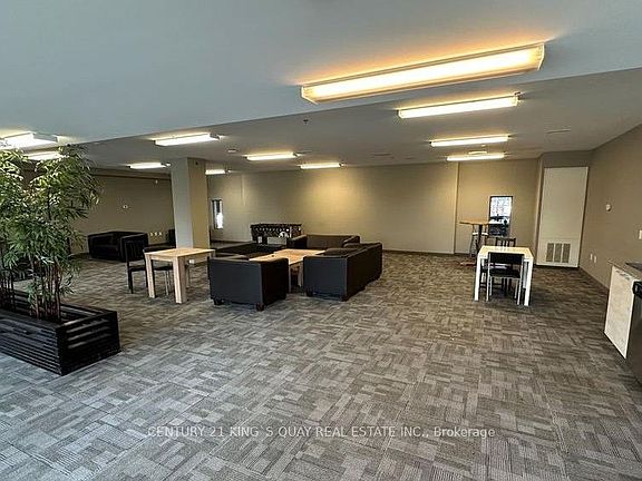5th image of 251 Hemlock St #620