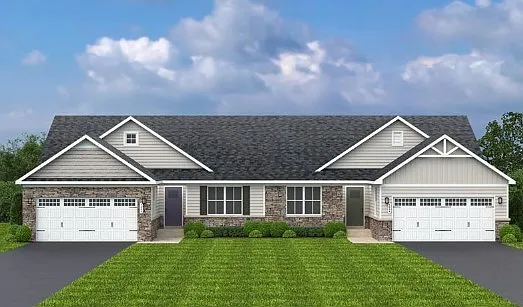 466 Clubhouse Dr photo 1