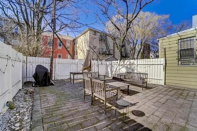 295 New York Ave #1L — Photo 10
