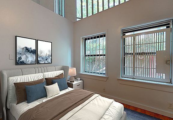 3rd image of 125 E 7th St APT 1A