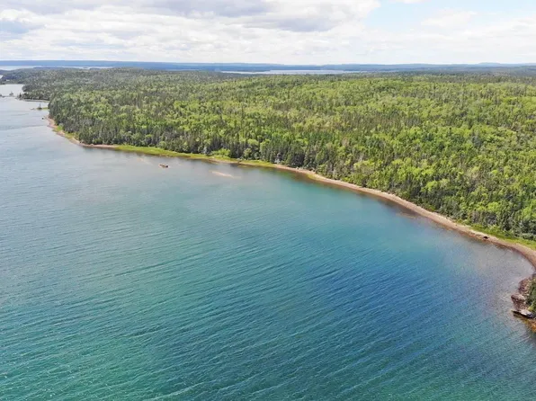 Perry Ln, Lennox Passage, NS B0E 1K0
