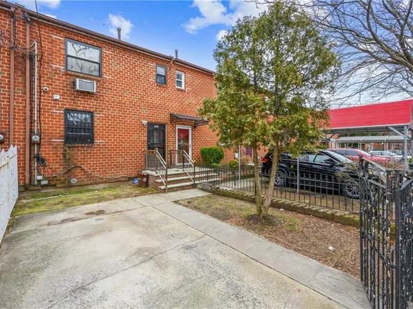 681 Sackman St, Brooklyn, NY 11212