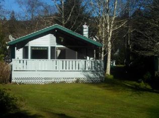 296 Combs Cir E, Yachats, OR 97498