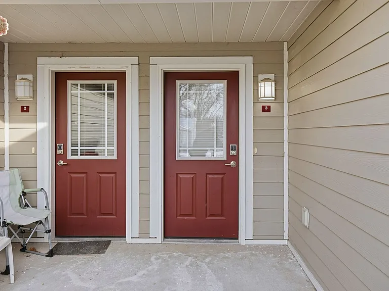 Whispering Echoes Townhomes — Photo 11