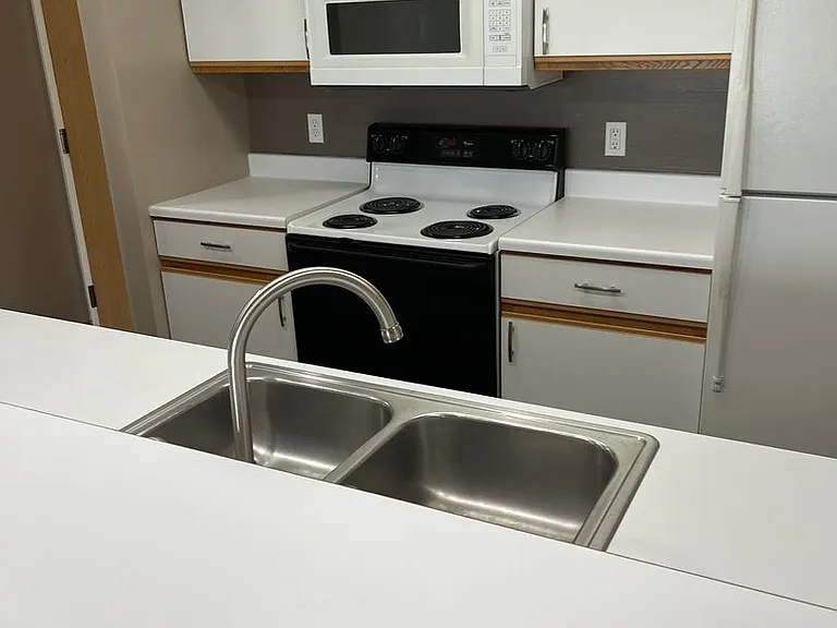 Deer Park Apartments — Photo 64