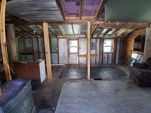 3rd image of 77 Red Ledge Road