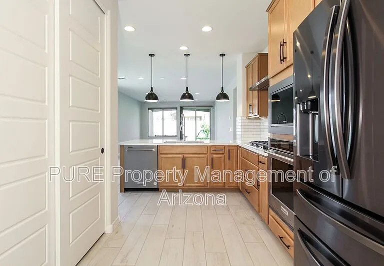 17568 W Missouri Ave — Photo 12