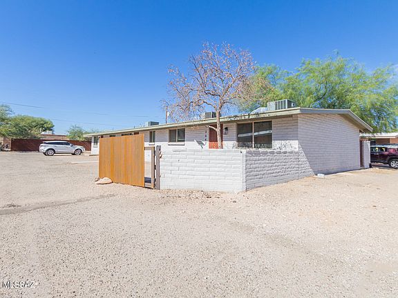 3rd image of 2651 N Estrella Ave