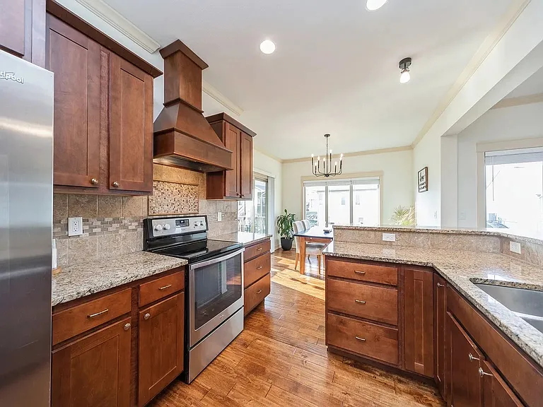 16035 Northpark Dr — Photo 6