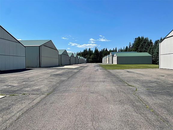 2nd image of 315 Ferndale Dr #24