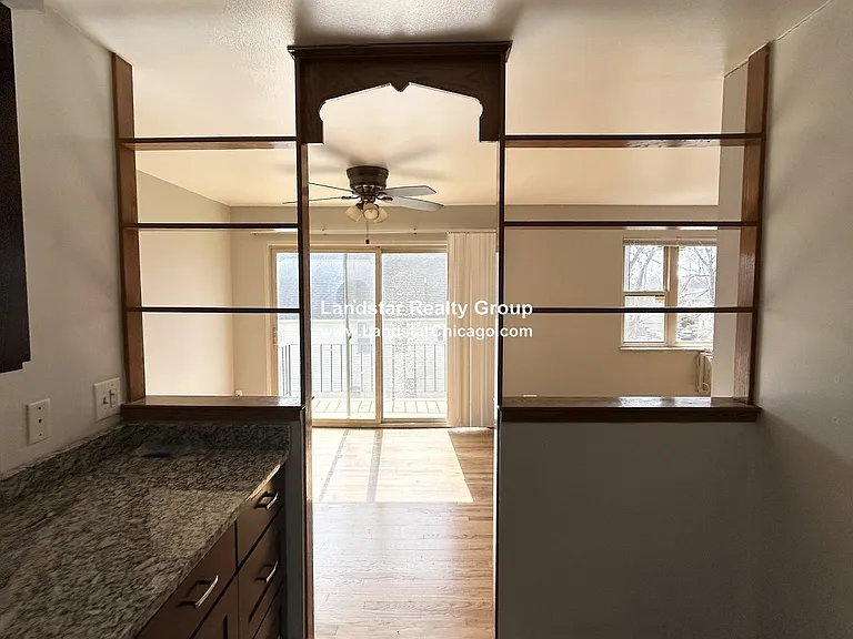 1026 S River Rd #3C — Photo 6