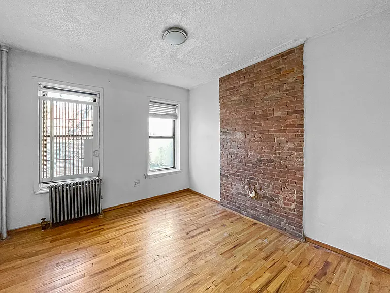 1726 Amsterdam Ave #4B — Photo 8
