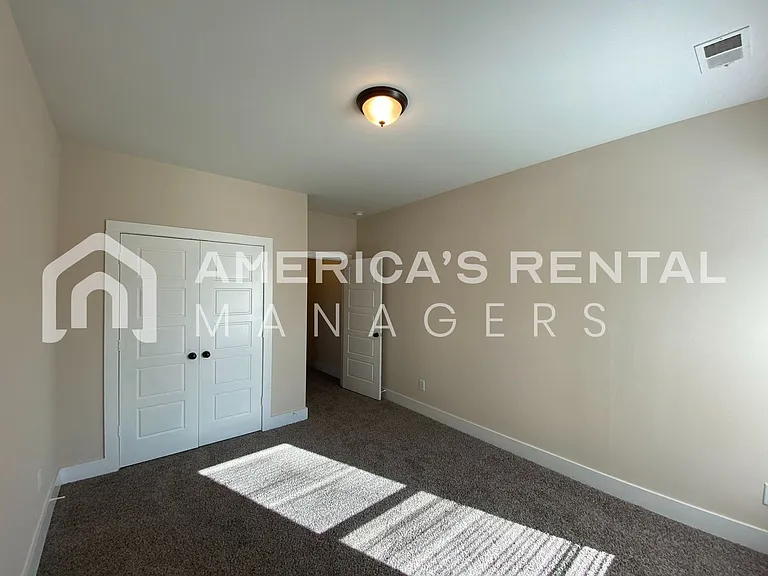 6206 Cathwick Dr — Photo 24
