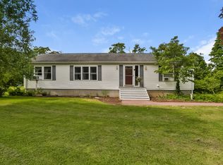 537 Boston St, Guilford, CT 06437