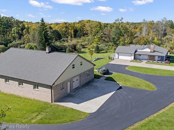 5770 Pontiac Trl, Ann Arbor, MI 48105