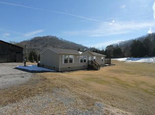 122 Bellamy Ln, Rogersville, TN 37857