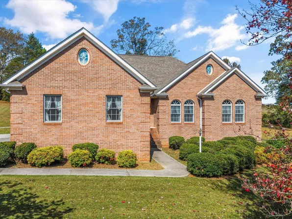 110 Crestway Dr, Sweetwater, TN 37874