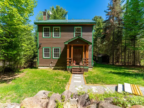 42 Whiteface Ln, Bloomingdale, NY 12913