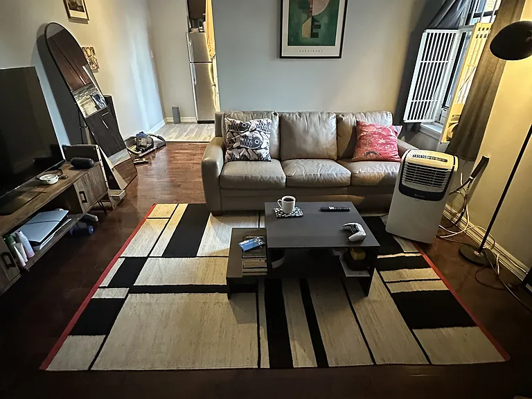 188 Parkside Ave #D7W — Photo 2