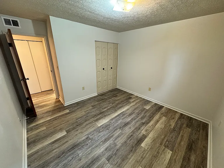 7308 Six Mile Ln — Photo 26