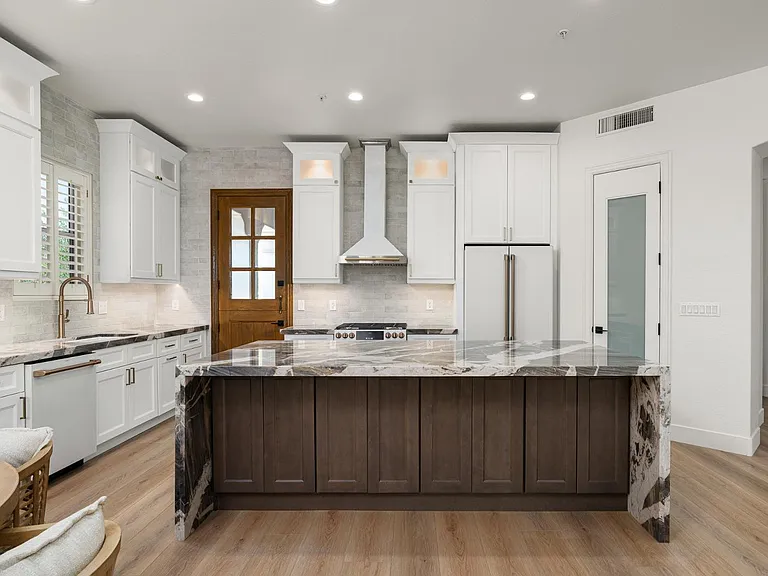 8905 E Mountain Spring Rd #37 — Photo 8