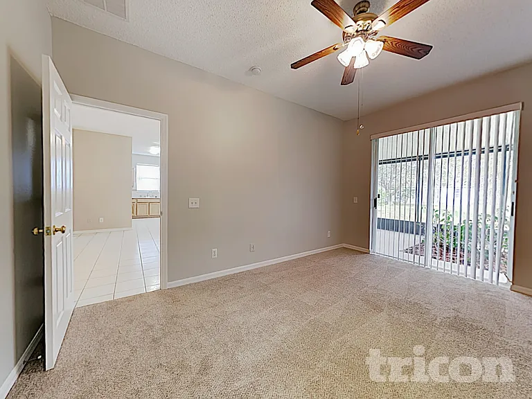 10525 Beneva Dr — Photo 8
