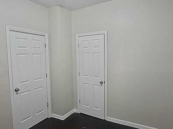 4th image of 887 S 18th St Floor 1