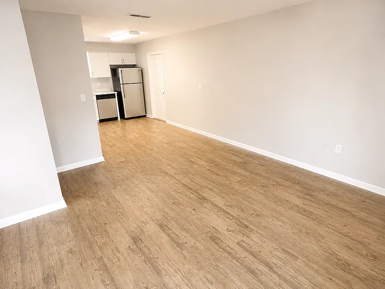 5117 S Clarice Ct — Photo 2