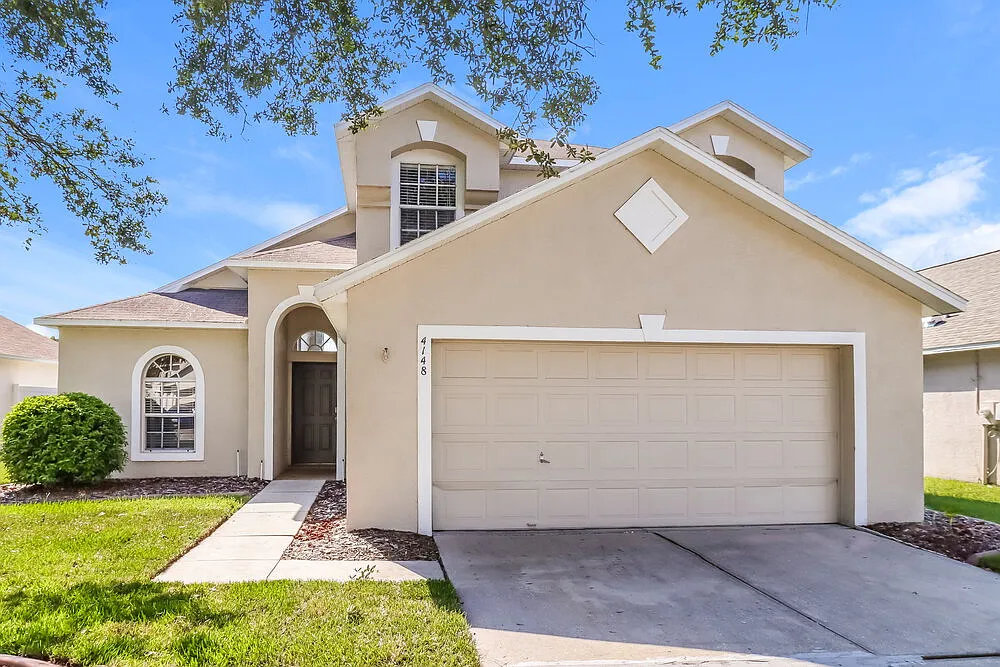 3 bed, 2.5 bath, 1783 sqft, $3,560 — Photo 1