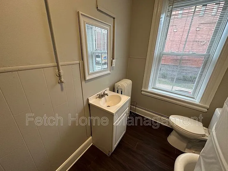 633 Manor St #2 — Photo 3