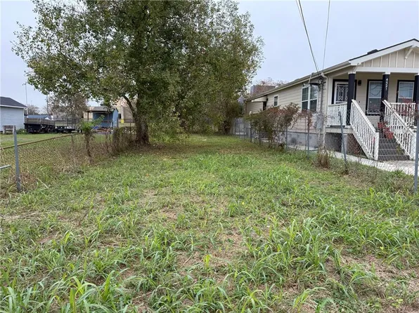 4525 America St, New Orleans, LA 70126