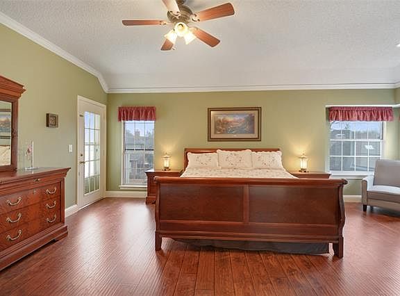 5th image of 2106 Rock Wood Ln