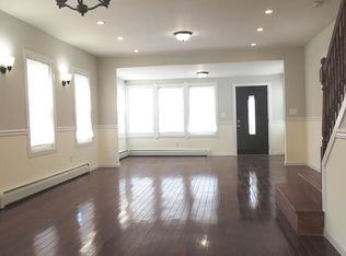 9328 213th St, Jamaica, NY 11428