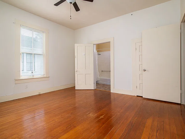 1211 Holly St — Photo 5