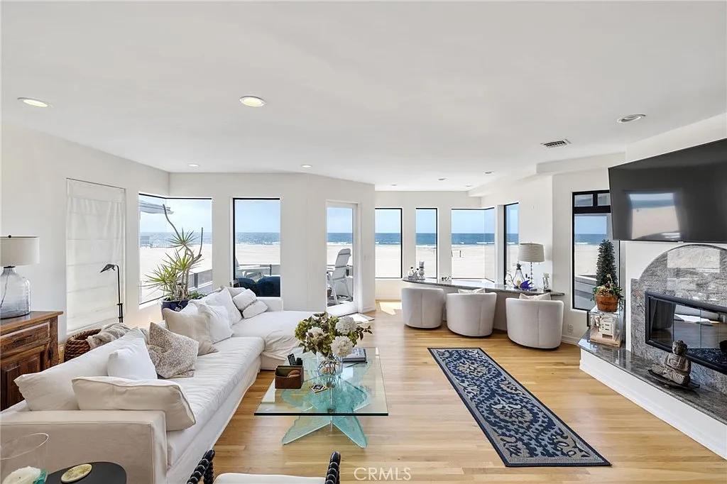 4 bed, 3474 sqft, $25,000 — Photo 3
