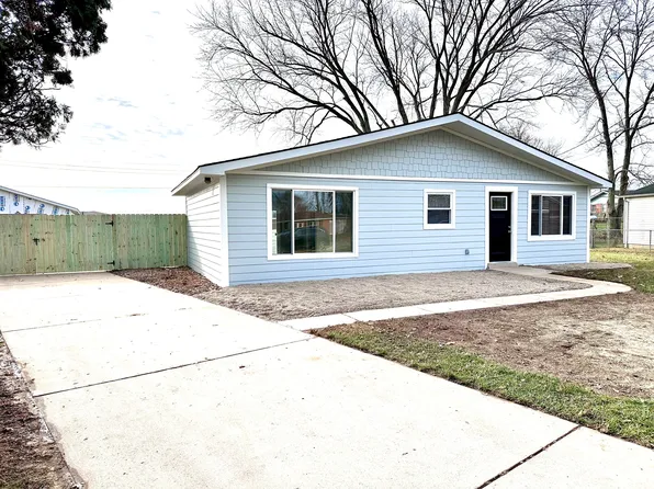 6413 E Highland Ct, Columbus, IN 47203