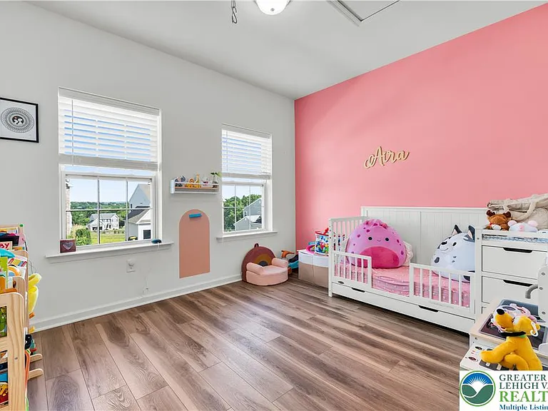 5044 Bellflower Dr — Photo 48
