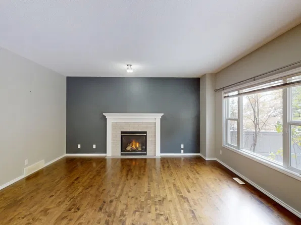 251 Saint Moritz Dr SW, Calgary, AB T3H 5Y2