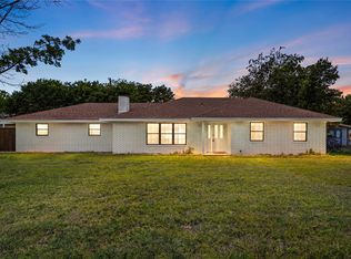608 S Colorado St, Whitney, TX 76692