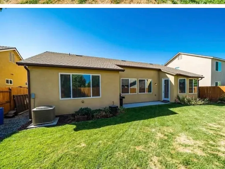 1164 W Muir Way — Photo 16